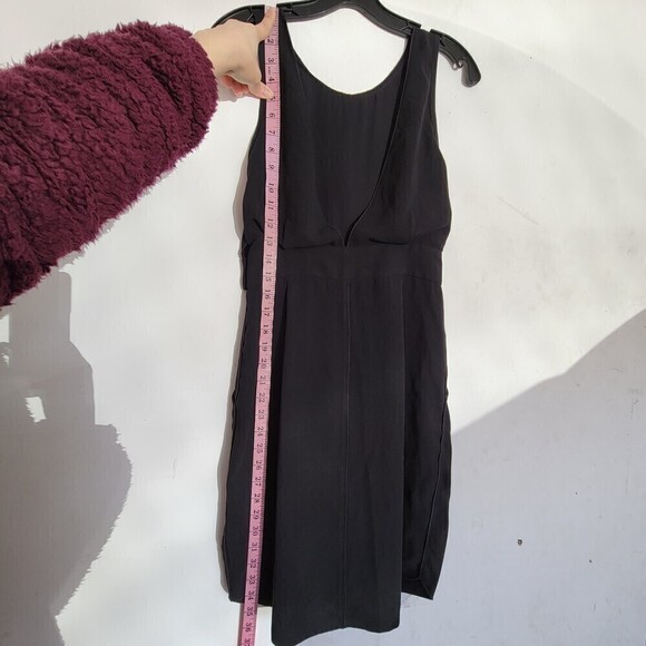 Aritzia Wilfred Black Sleeveless Leila Deep V Back Mini Dress Pockets Size 0 - Picture 10 of 14